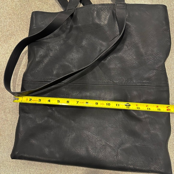 Large matte black leather bag - Picture 6 of 7